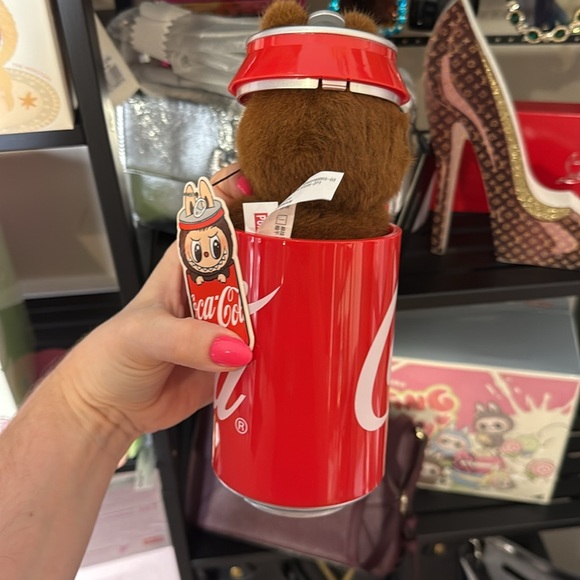 Coca-Cola SECRET “Mysterious Guest” Labubu - All sales final - 100% Authentic - Picture 4 of 9